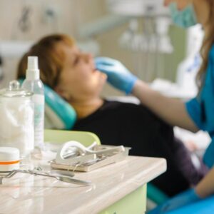 Sensibilidade Pós-Operatória e a clínica diária - Um desafio para o dentista