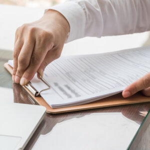 Pós-Registro de medicamentos RDC 73/16